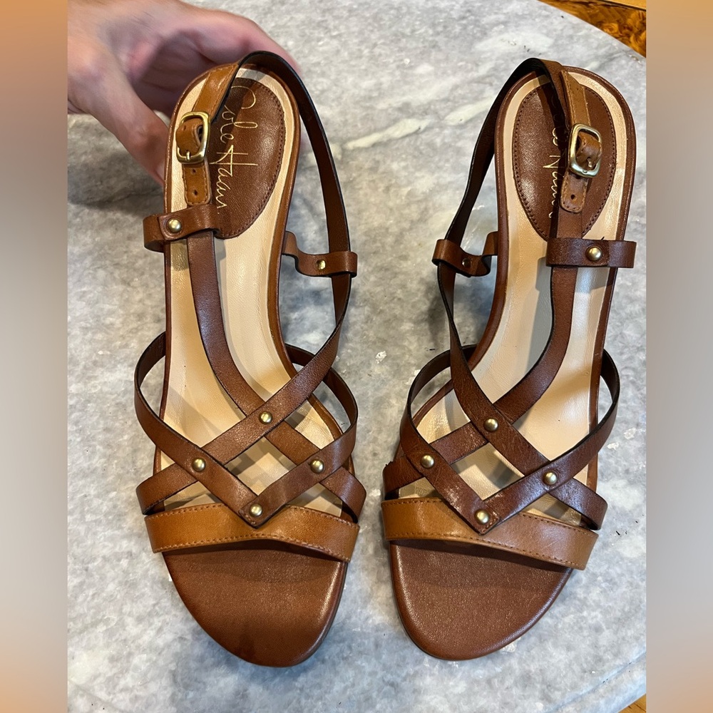 Cole Haan Sling back Sandal in Woodbury/Birch leather.